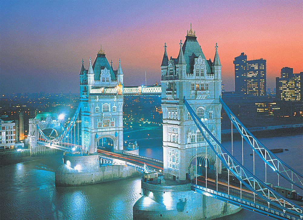 Tower Bridge, London - 500pc Glow in the Dark Jigsaw Puzzle By Tomax