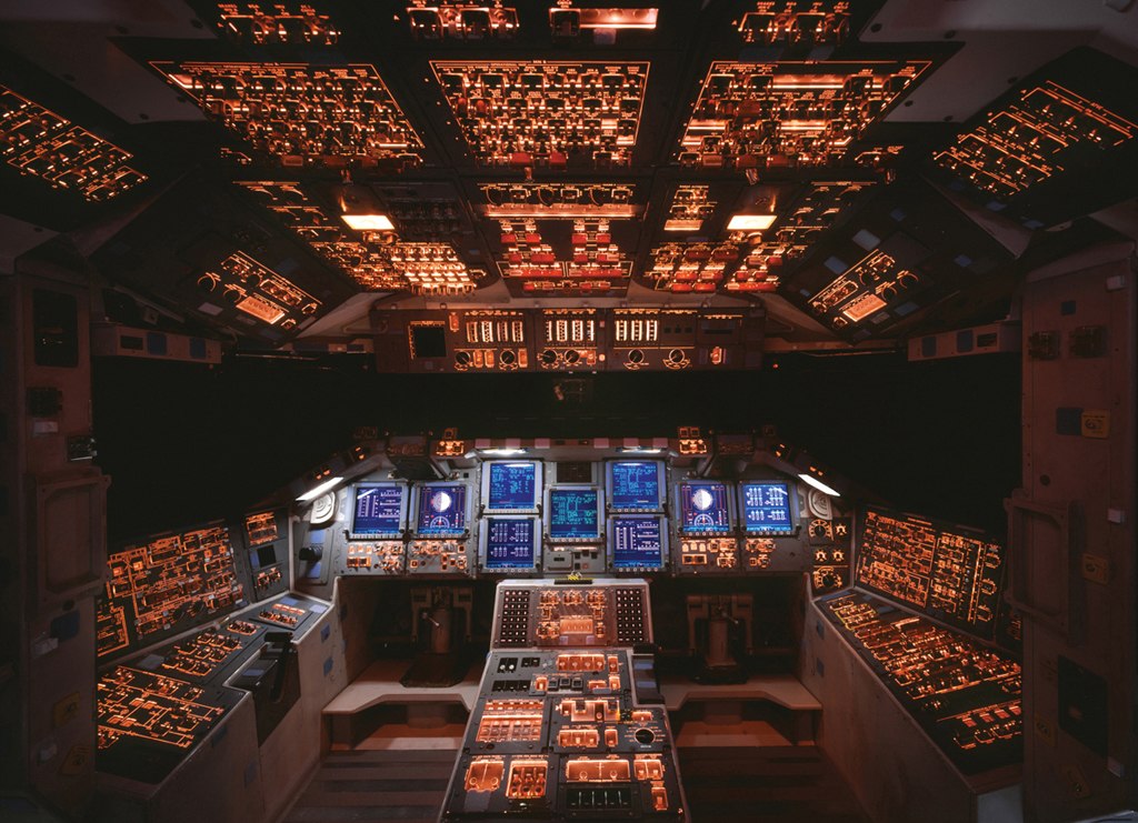 Space Shuttle Cockpit - 1000pc Jigsaw Puzzle by Eurographics