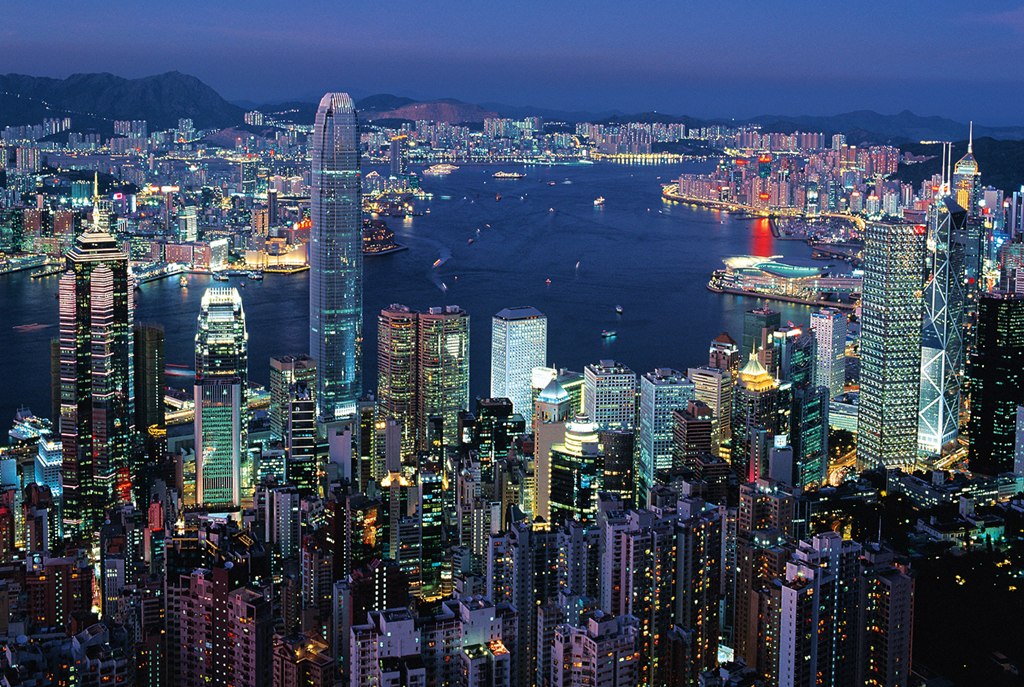 Hong Kong By Night - 1000pc Glow-in-the-Dark Jigsaw Puzzle by Tomax