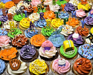 Birthday Cupcakes - 1000pc Jigsaw Puzzle By Vermont Christmas Company