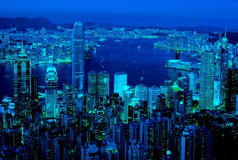 Hong Kong By Night - 1000pc Glow-in-the-Dark Jigsaw Puzzle by Tomax - image 1