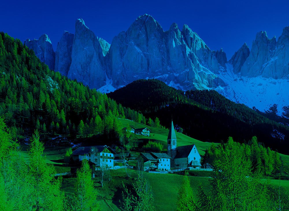 Dolomiti, Italy - 500pc Glow in the Dark Jigsaw Puzzle By Tomax - image 1