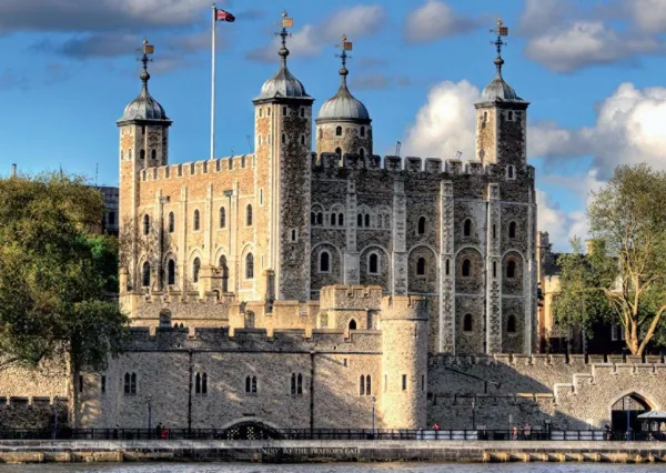 Tower of London - 500pc Jigsaw Puzzle By Falcon