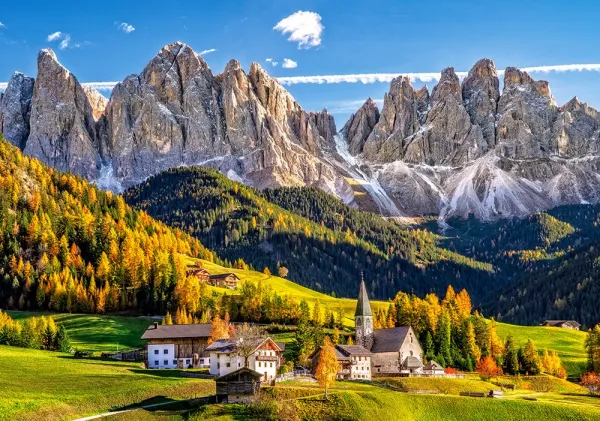 Santa Maddalena in Val di Funes, Italy - 500pc Jigsaw Puzzle by Castorland