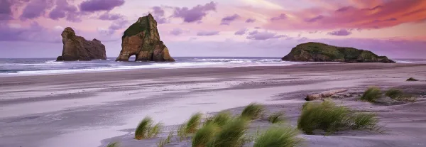 Wharariki Beach - 1000pc Panoramic Jigsaw Puzzle By Heye