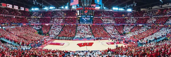 NCAA: Wisconsin Basketball - 1000pc Panoramic Jigsaw Puzzle by Masterpieces