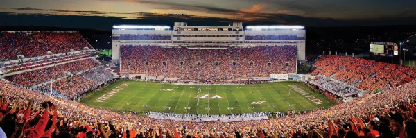 Virginia Tech - 1000pc Panoramic Jigsaw by Masterpieces