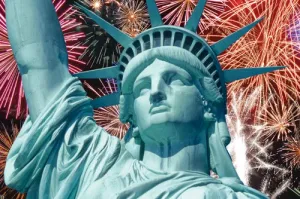 Lady Liberty - 234pc TDC Miniature Jigsaw Puzzle